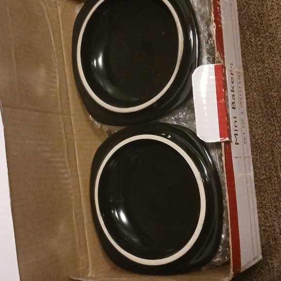 Set of 2 Mini Casseroles with lids Chef’s Best Mini Bakers - Picture 3 of 4